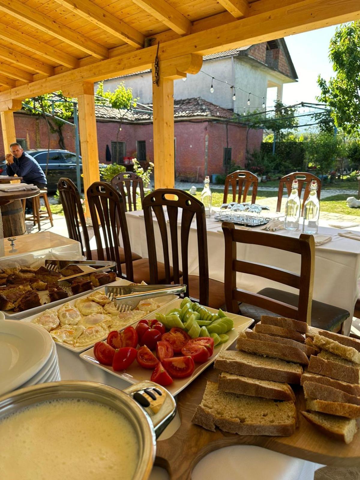 Guesthouse Marku - Mrizi I Zanave Fishte エクステリア 写真